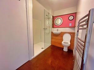 Photo 8- click for photo gallery